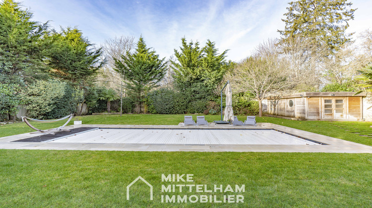 Ma-Cabane - Vente Maison Montfort-l'Amaury, 240 m²