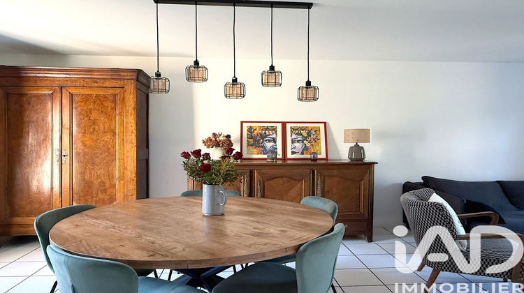 Ma-Cabane - Vente Maison Montfort-l'Amaury, 56 m²