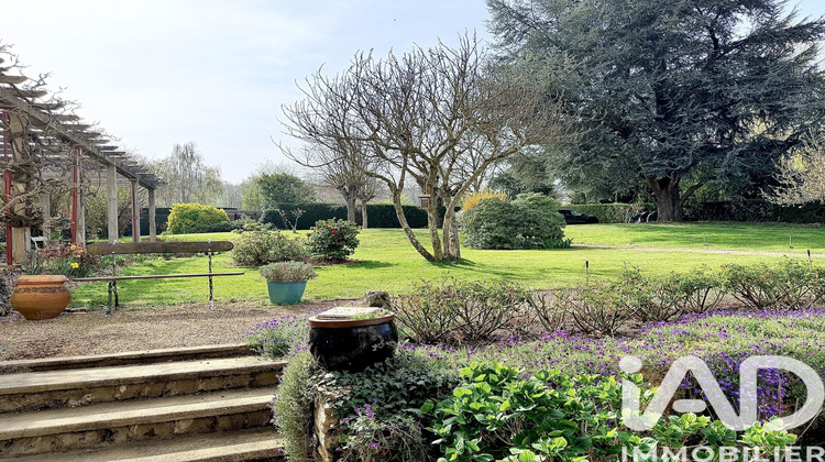 Ma-Cabane - Vente Maison Montfort-l'Amaury, 230 m²