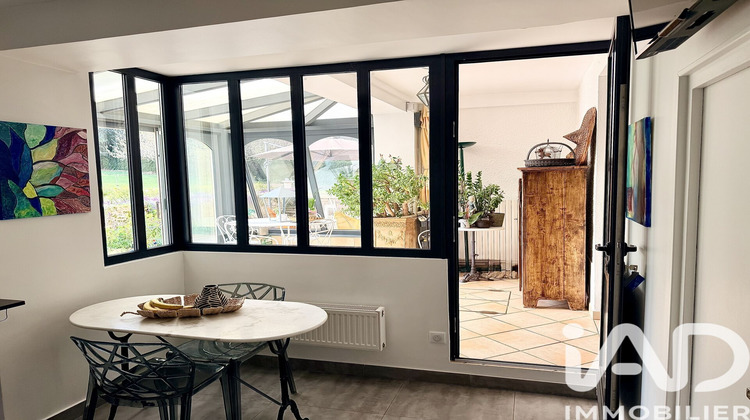 Ma-Cabane - Vente Maison Montfort-l'Amaury, 230 m²