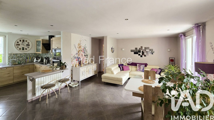 Ma-Cabane - Vente Maison Montfort-l'Amaury, 130 m²