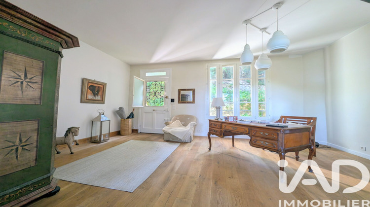 Ma-Cabane - Vente Maison Montfort-l'Amaury, 165 m²