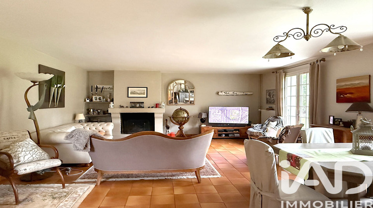 Ma-Cabane - Vente Maison Montfort-l'Amaury, 180 m²