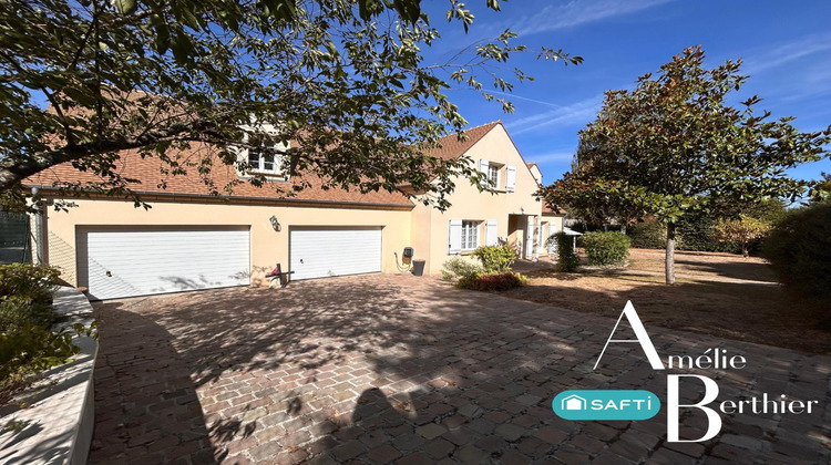 Ma-Cabane - Vente Maison Montfort-l'Amaury, 200 m²
