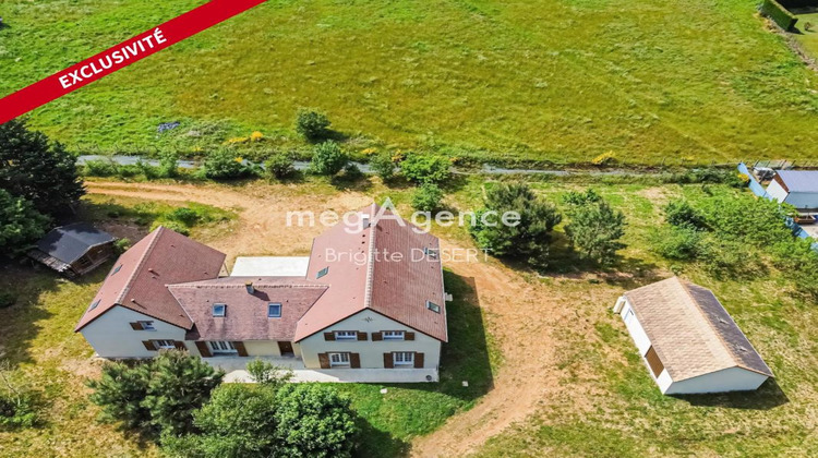 Ma-Cabane - Vente Maison MONTFORT LE GESNOIS, 300 m²