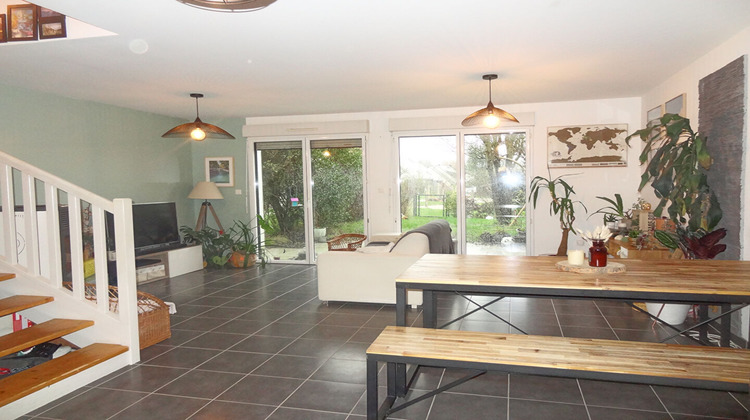 Ma-Cabane - Vente Maison MONTGERMONT, 82 m²