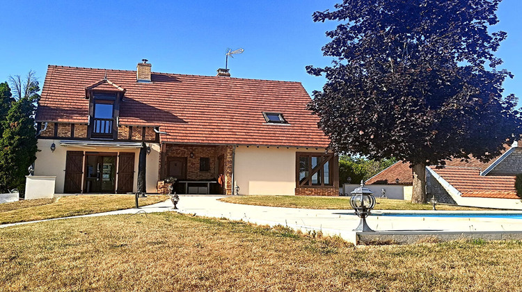 Ma-Cabane - Vente Maison MONTGUEUX, 152 m²