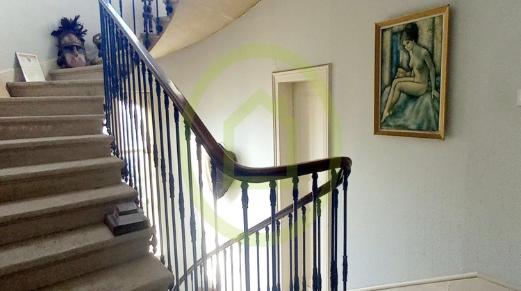 Ma-Cabane - Vente Maison MONTGUYON, 374 m²