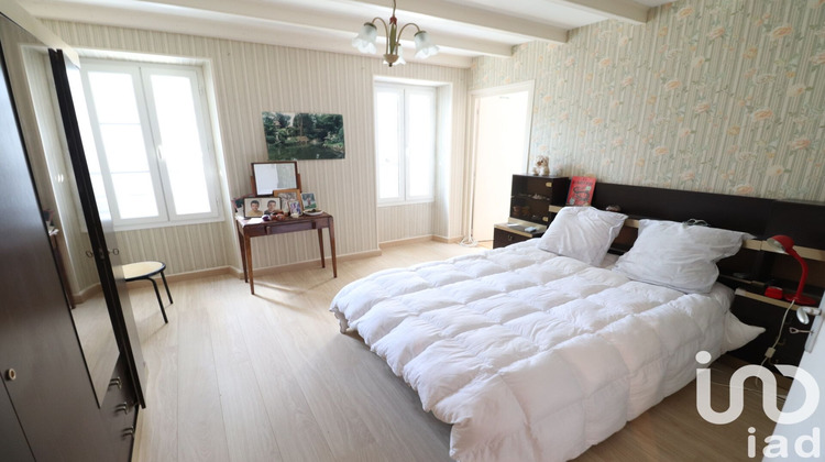 Ma-Cabane - Vente Maison Montguyon, 238 m²