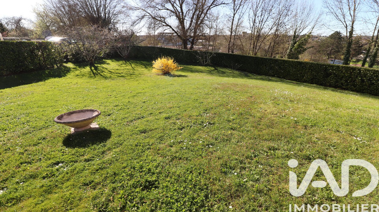 Ma-Cabane - Vente Maison Montguyon, 1031 m²