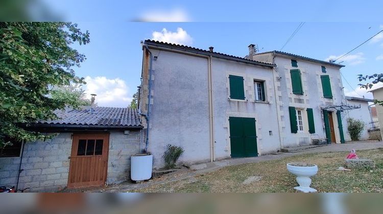 Ma-Cabane - Vente Maison MONTIGNAC CHARENTE, 70 m²