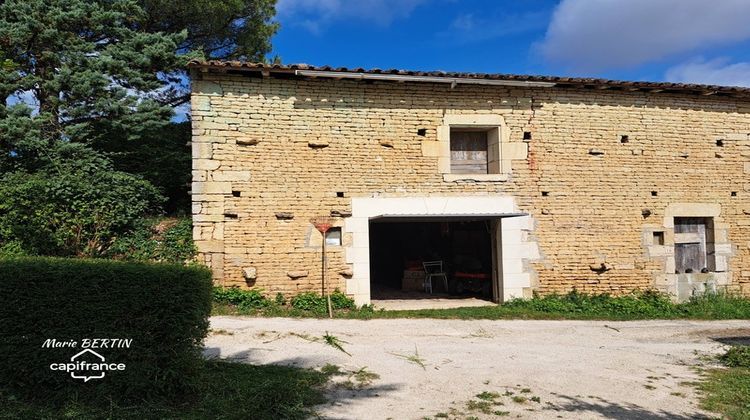 Ma-Cabane - Vente Maison MONTIGNE, 60 m²