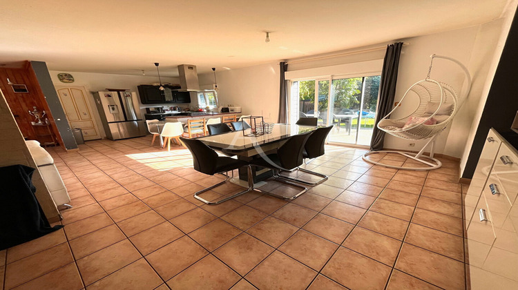 Ma-Cabane - Vente Maison MONTIGNE-LE-BRILLANT, 185 m²