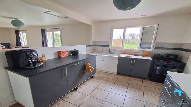 Ma-Cabane - Vente Maison MONTIGNY-LE-CHARTIF, 106 m²