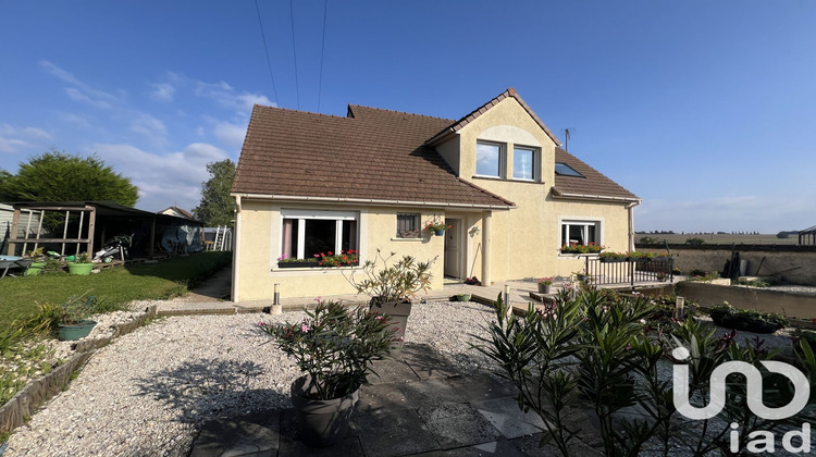 Ma-Cabane - Vente Maison Montigny-Lencoup, 135 m²