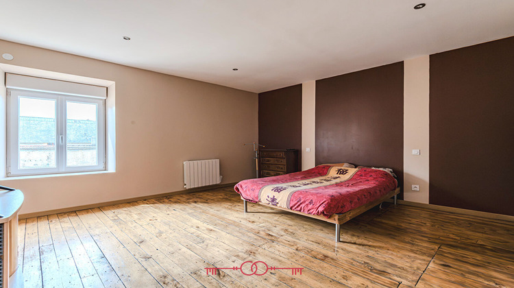 Ma-Cabane - Vente Maison MONTIGNY-SUR-VESLE, 319 m²