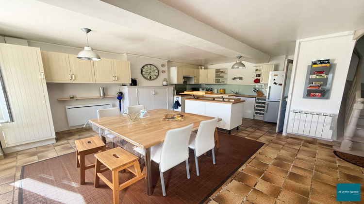 Ma-Cabane - Vente Maison Montilly-sur-Noireau, 183 m²