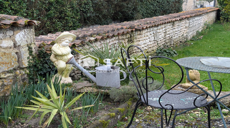 Ma-Cabane - Vente Maison Montils, 174 m²