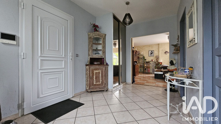 Ma-Cabane - Vente Maison Montjavoult, 254 m²