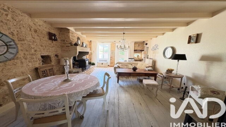Ma-Cabane - Vente Maison Montjean, 229 m²