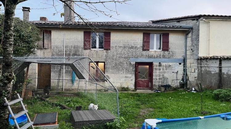 Ma-Cabane - Vente Maison Montlieu-la-Garde, 195 m²