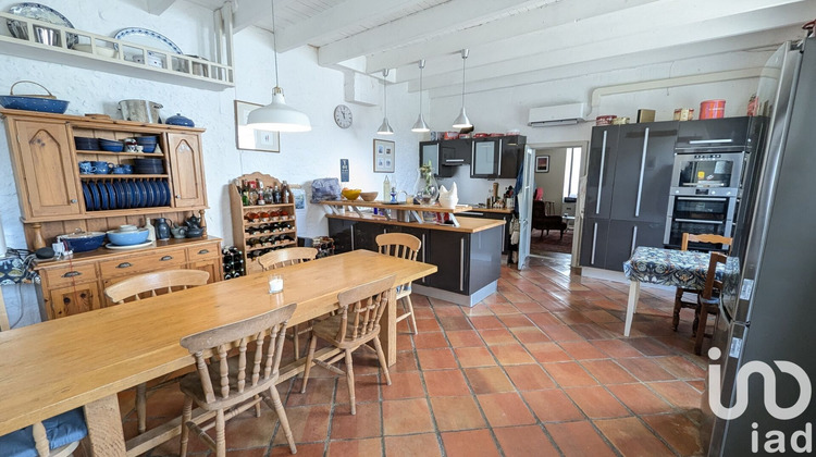 Ma-Cabane - Vente Maison Montlieu-la-Garde, 305 m²