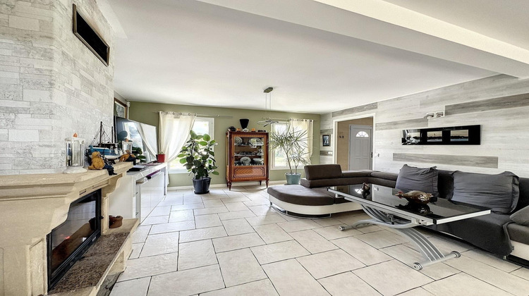 Ma-Cabane - Vente Maison Montlieu-la-Garde, 182 m²