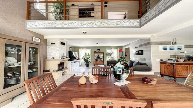 Ma-Cabane - Vente Maison Montlieu-la-Garde, 182 m²