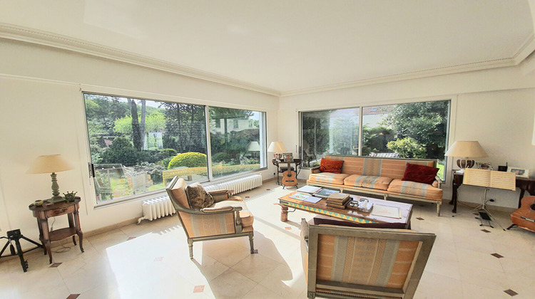 Ma-Cabane - Vente Maison MONTLIGNON, 220 m²