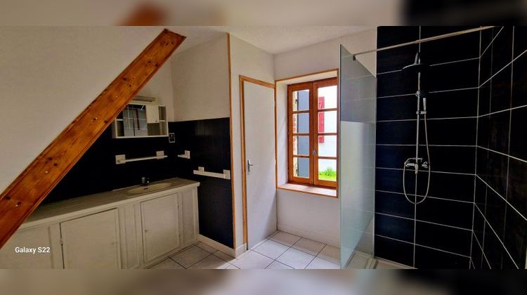 Ma-Cabane - Vente Maison MONTLUCON, 96 m²