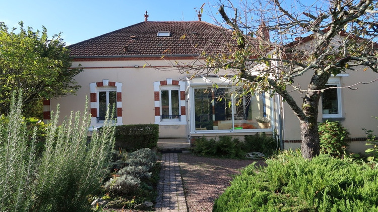 Ma-Cabane - Vente Maison MONTLUCON, 219 m²