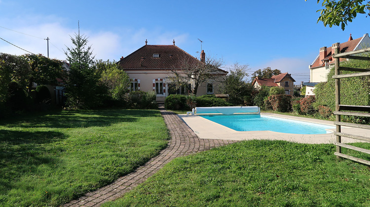 Ma-Cabane - Vente Maison MONTLUCON, 219 m²