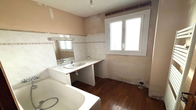 Ma-Cabane - Vente Maison MONTLUCON, 180 m²