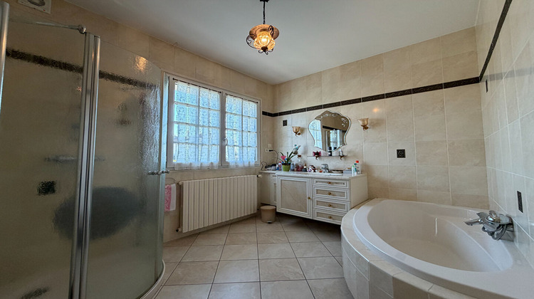 Ma-Cabane - Vente Maison MONTLUCON, 137 m²