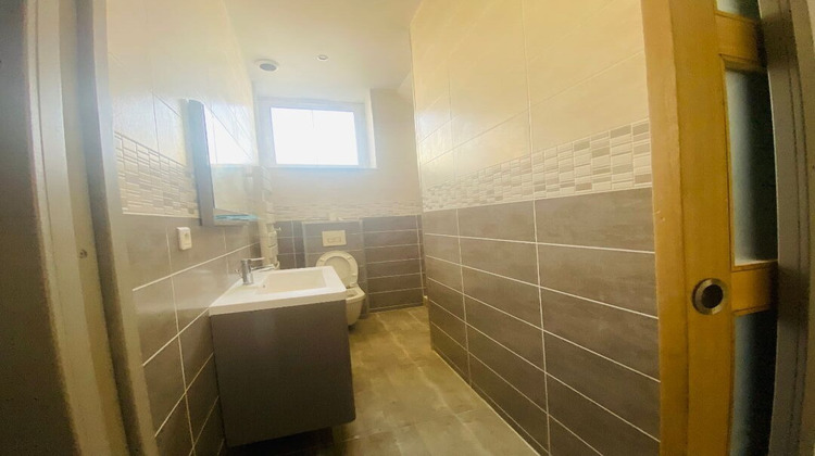 Ma-Cabane - Vente Maison MONTLUCON, 72 m²