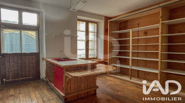 Ma-Cabane - Vente Maison Montluçon, 228 m²