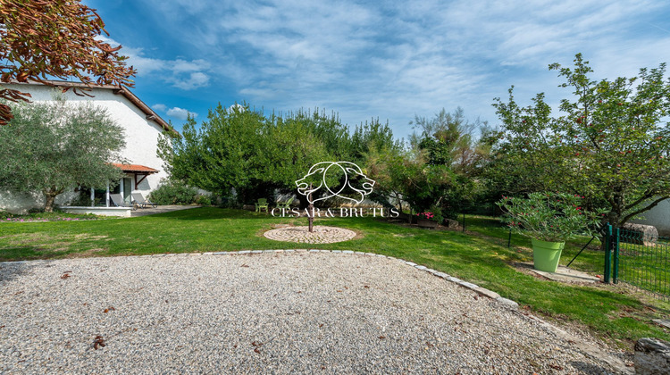 Ma-Cabane - Vente Maison Montluel, 255 m²