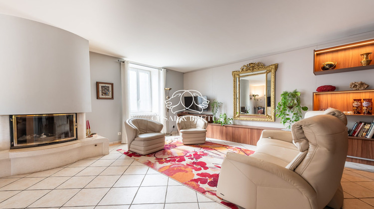 Ma-Cabane - Vente Maison Montluel, 255 m²