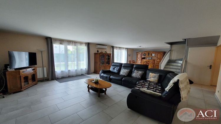 Ma-Cabane - Vente Maison MONTMAGNY, 154 m²