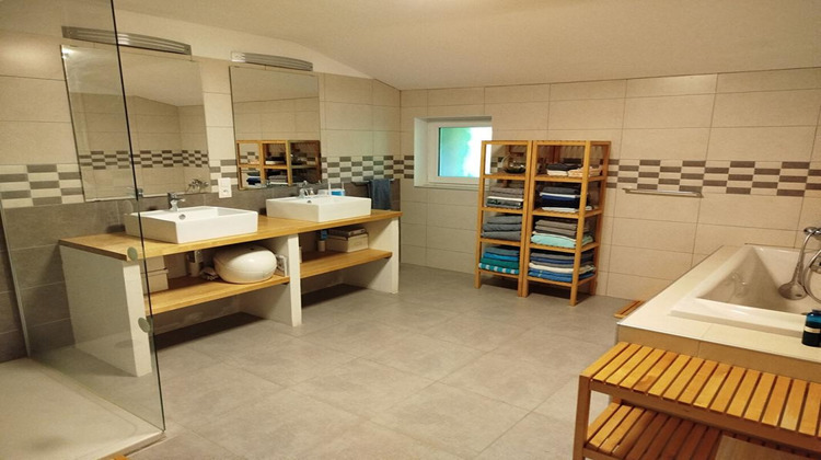 Ma-Cabane - Vente Maison MONTMAURIN, 200 m²