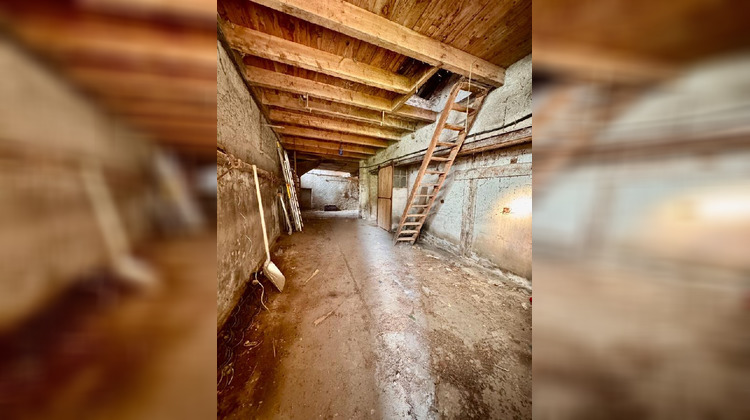 Ma-Cabane - Vente Maison MONTMELARD, 173 m²