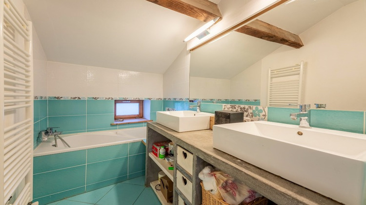 Ma-Cabane - Vente Maison MONTMELAS SAINT SORLIN, 191 m²