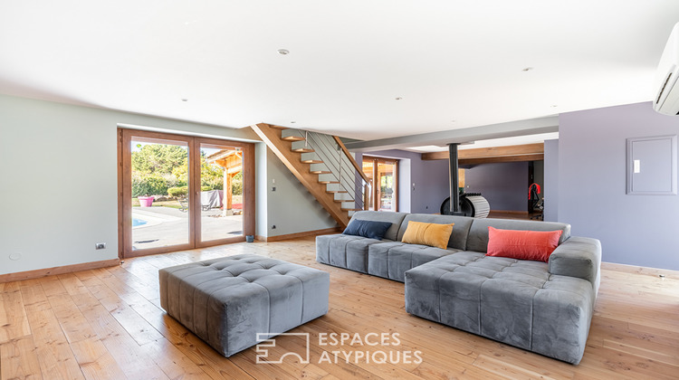 Ma-Cabane - Vente Maison MONTMERLE-SUR-SAONE, 201 m²