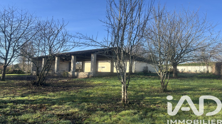 Ma-Cabane - Vente Maison Montmoreau-Saint-Cybard, 111 m²