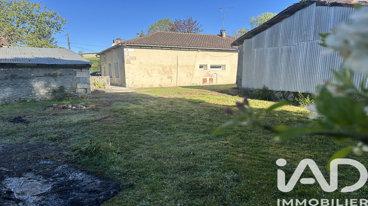 Ma-Cabane - Vente Maison Montmoreau-Saint-Cybard, 111 m²