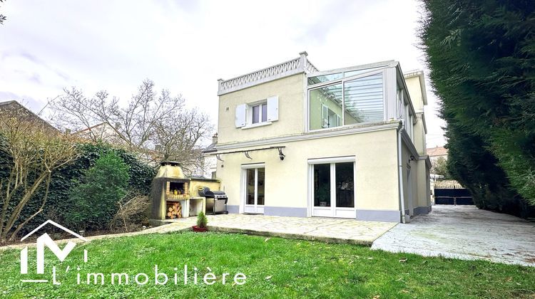 Ma-Cabane - Vente Maison MONTMORENCY, 200 m²