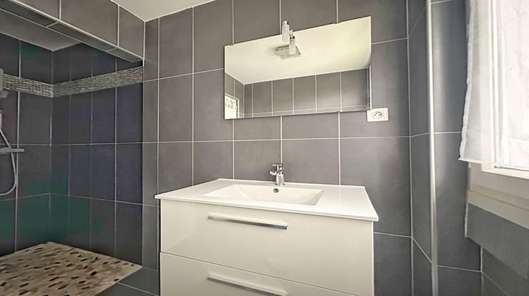 Ma-Cabane - Vente Maison MONTMORENCY, 115 m²