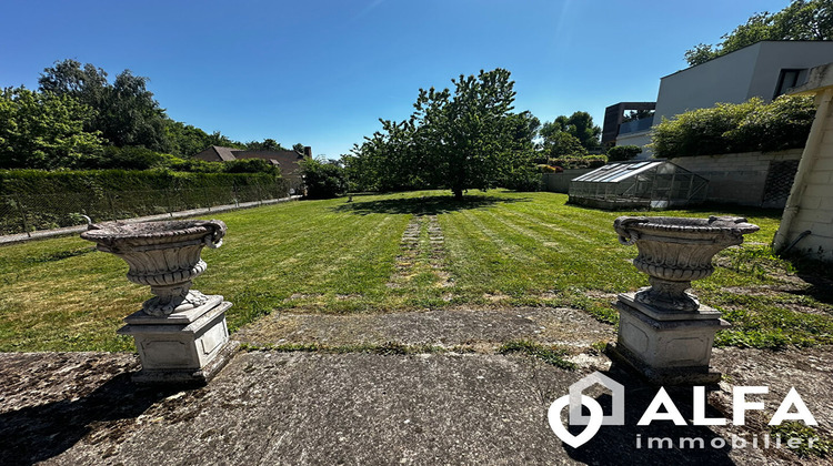 Ma-Cabane - Vente Maison MONTMORENCY, 280 m²