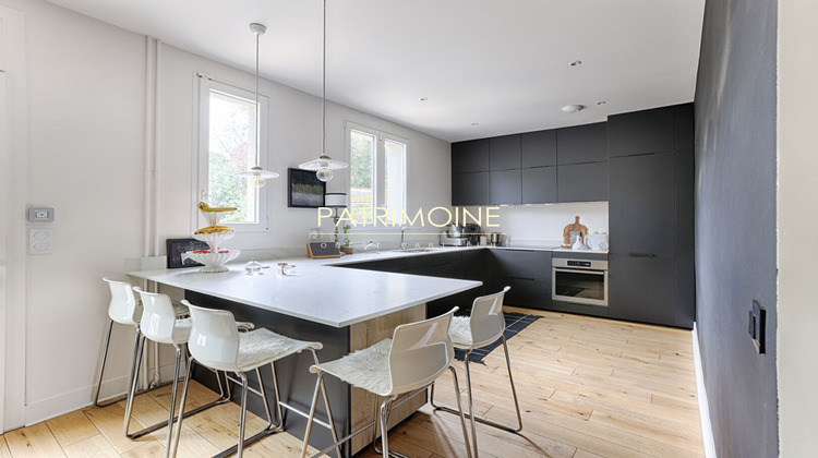 Ma-Cabane - Vente Maison MONTMORENCY, 315 m²