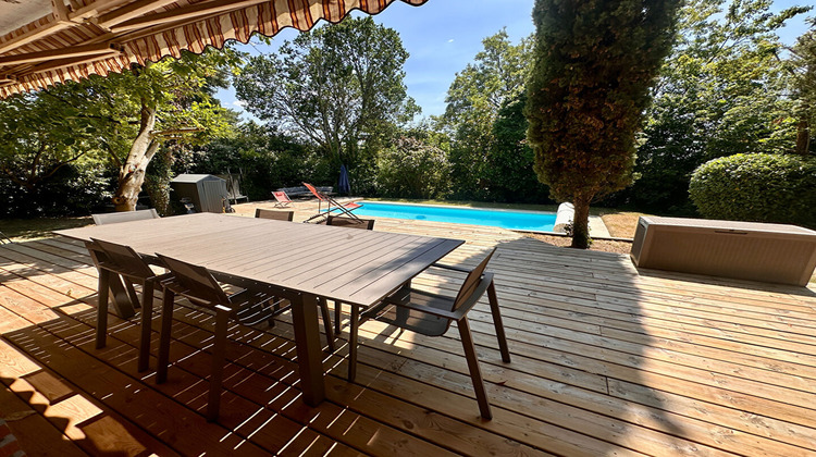 Ma-Cabane - Vente Maison MONTMORENCY, 236 m²